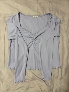 Women's Lavender Ribbed V-Neck Long Sleeve Crop Top